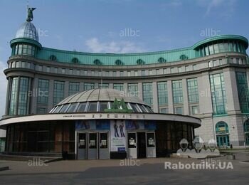 Шукаємо плиточника на укладку керамограніту на стіну та підлогу
