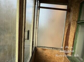 Обшити балкон ламінатом