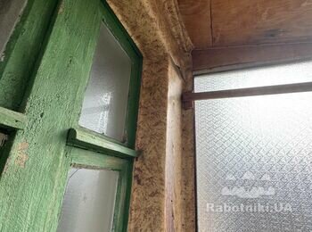 Обшити балкон ламінатом