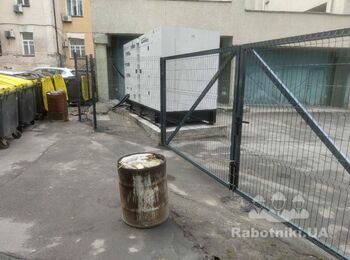 Монтаж паркану в області