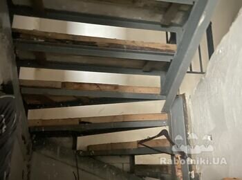 Обшивка металической лестницы гипсокартоном, с последующей шпаклевкой