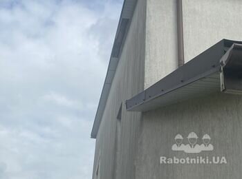 Підшити дах бляхою