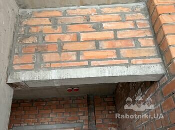 Швидка робота, розібрати дві перемички та змістити вхід у санвузол