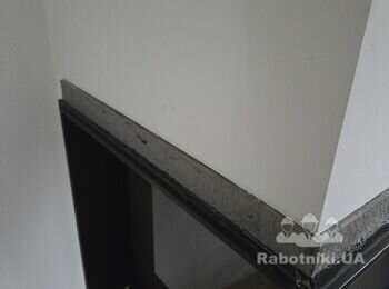 Ремонт плитки навколо топки каміну