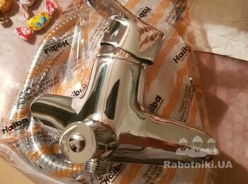 Заміна змішувача у ванній