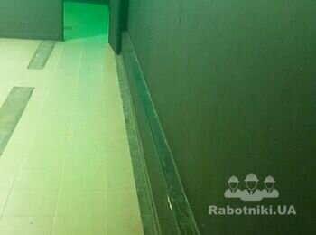 Облаштування підлоги для танцювального залу, монтування дзеркал на сті