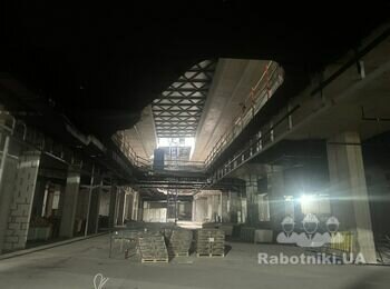 Монтаж підвісних стель 5000 м2 грильято, куб.рейка, ГКЛ та короба.