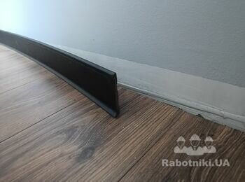 Монтаж плінтусу 20м пог.