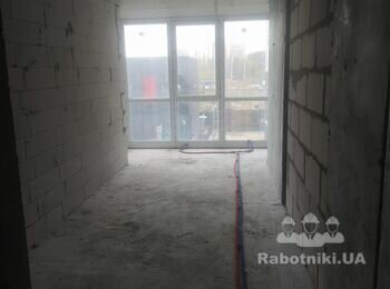 Штукатурка, стяжка полу смарт квартири