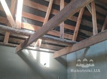 Деревяний потолок 30м2