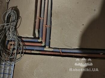 Заливка штроб в підлозі