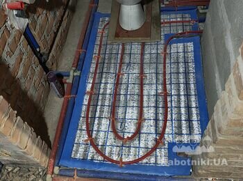 Заливка штроб в підлозі