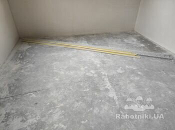 Укладка плитки на підлогу