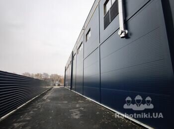 Монтаж нащільників, обшивка вікон