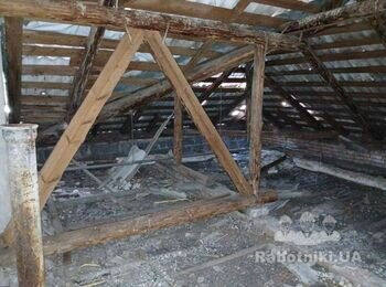 Демонтаж старої та монтаж нової покрівлі на Святошино