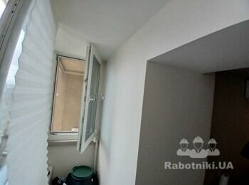 Монтаж настінної сушарки для одягу Rokar Floris на 6 перекладин 1,8 м