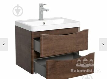 Вирізати в тумбі лобзиком додатковий отвір для каналізації