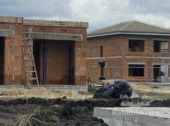 Потрібно построїти будинки з керамоблоку