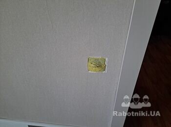 Усановка розеток та вимикачів в кімнаті