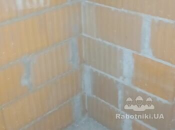 Треба зробити штукатурку у ванній кімнаті