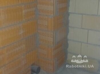 Треба зробити штукатурку у ванній кімнаті