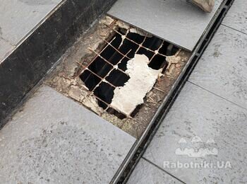 Укладання плитки та зварювання каркасу