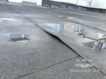 Виконати гідроізоляцію плоского даху 140м2, який протікає. (Броди)