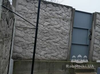 Поварити кріплення на паркан