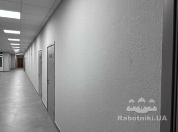 Зробити декоративну штукатурку "американку" і по фарбувати 42м2