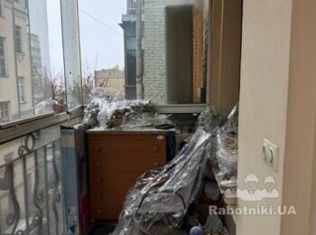 Прибрати на балконі 8 м2