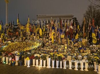 Утеплення балкона,підлога,єлектрика,на кухні лежить паркет,консультаці