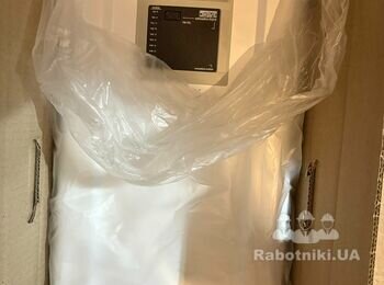 Встановити стабілізатор напруги