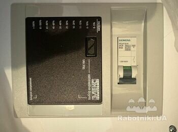 Встановити стабілізатор напруги