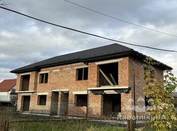 Фасадні покрівельні роботи