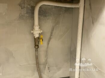 Обрізка газ труби