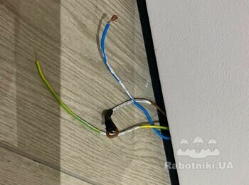 Монтаж 50м LED стрічки в алюмінієвому профілі тіньового плінтусу