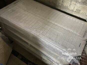 Встановити 3шт батареї опалення в гаражі чесного будинку