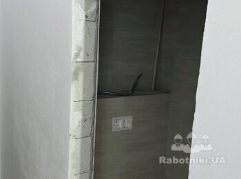 Монтаж міжкімнатних дверей+монтаж підлоги