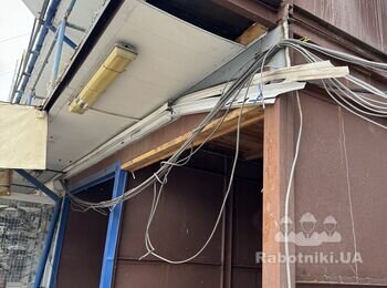 Демонтаж металлических павильонов