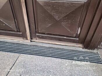 Ремонт та реставрація дверей