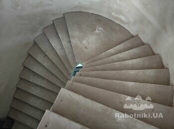 Потрібно бригада плиточників для облицювання сходів плиткою