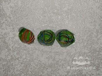 Встановити розетки, вимикачі