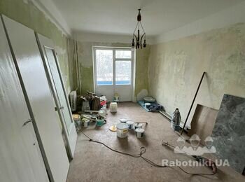 Поклейка шпалер