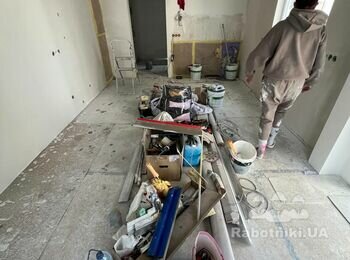 Потрібно зробити плінтус