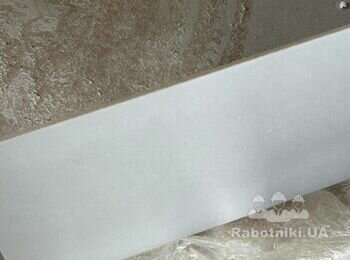 Потрібно зробити плінтус