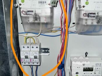 Перенести електрощиток з коридору в квартиру