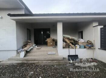 Облицювати будинок каменем травертин