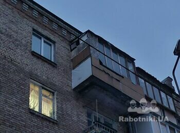 Демонтаж та монтаж балконної конструкції