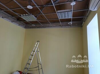 Натяжна стеля