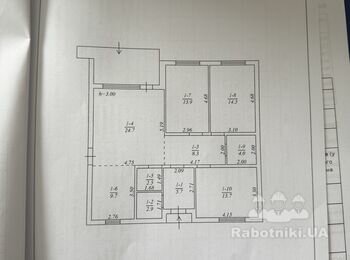 Чистові внутрішні роботи в щойно побудованому будинку